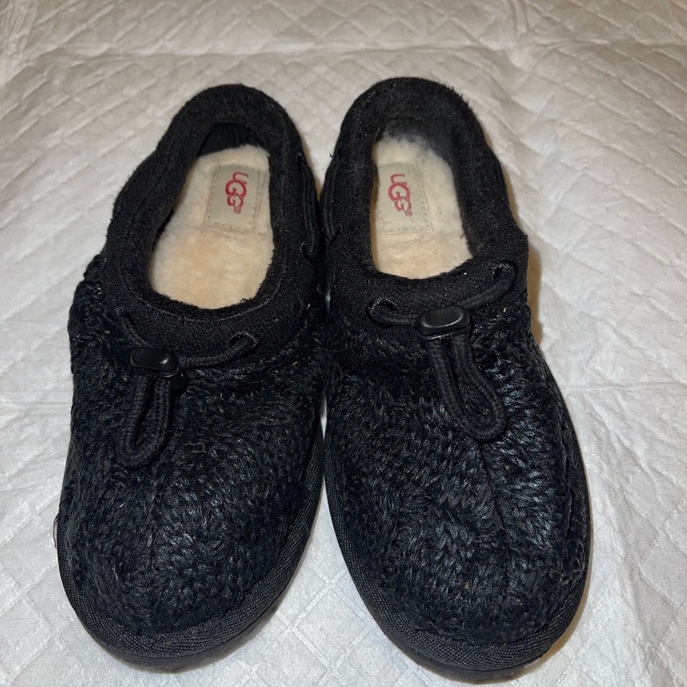 UGG Kid’s Freesia Cable knit Slippers Size X-Small